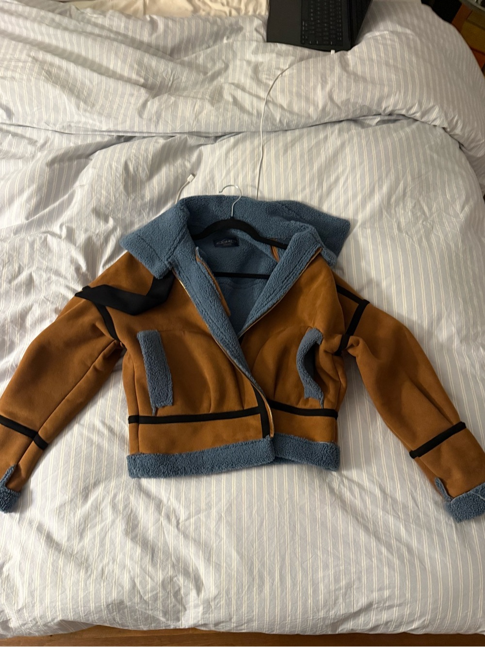 Contrast Trim Brown Faux-Shearling Jacket with Blue Lining